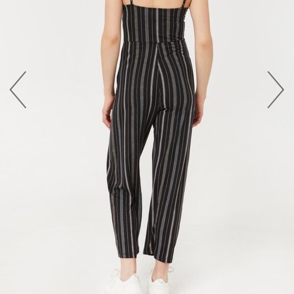 Ardene - Women’s Black &Cream Striped Jumpsuit -XS - Picture 2 of 8